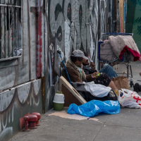 El índice de pobreza retrocedió al 37,3% en el segundo semestre de 2021