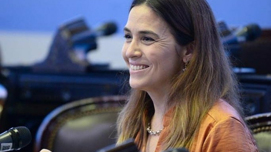 JIMENA LÓPEZ: “LA POLÍTICA NO ES SACARSE FOTOS Y DAR DISCURSOS, ESTOY BASTANTE CANSADA DE ÉSA FORMA DE LA POLÍTICA…HAY QUE HACERSE UNA AUTOCRÍTICA “