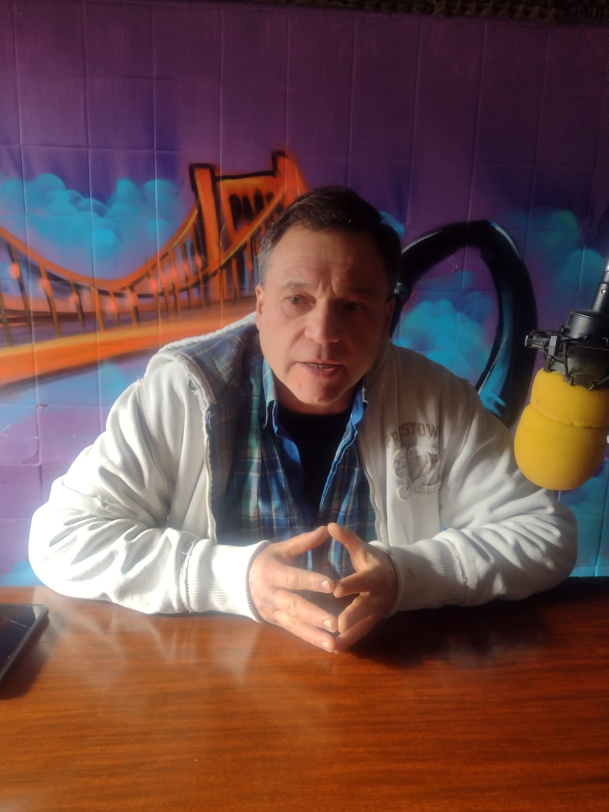 WALTER BRAVO; “En la última campaña para intendente no hubo una oposición que en los debates se plantara para discutir…el intendente se refregaba las manos y decía papita para mí” 