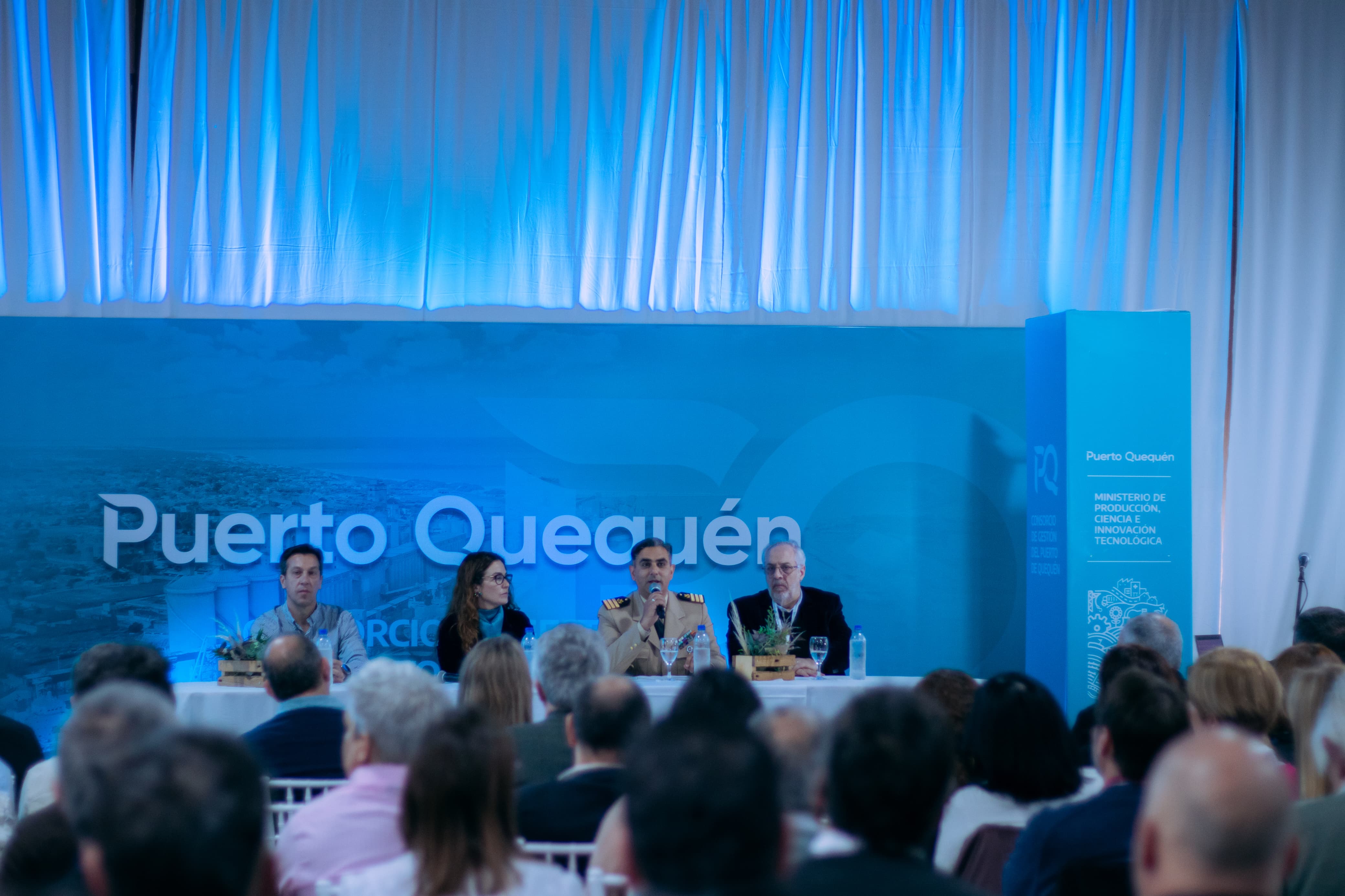 Jimena López: “Generar sinergias para cocrear el puerto con la ciudad” Puerto Quequén retomó su servicio de remolques a jornada completa y logró un triple récord.