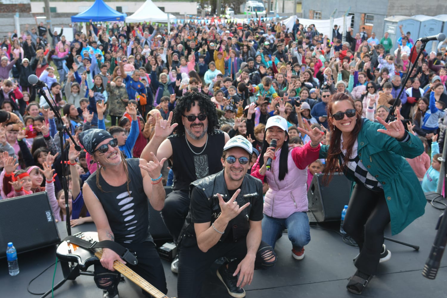 Una multitud en los festejos por el &quot;Mes de las Niñeces&quot;.