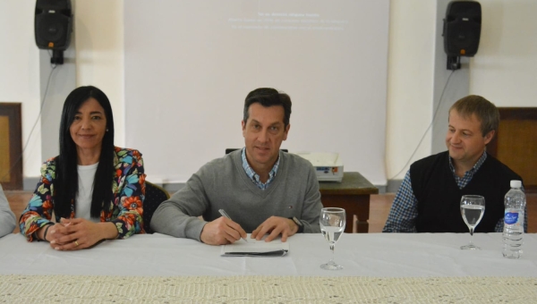Chaves y Necochea se sumaron a los Municipios Unificados por la Niñez y Adolescencia (MUNA)