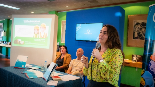 Puerto Quequén presento su material educativo El Puerto va a la escuela