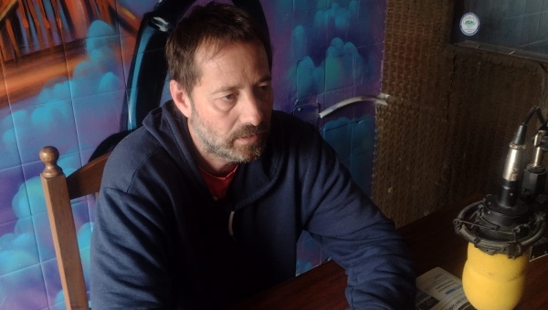 JULIÁN KRISTIANSEN SOBRE EL VIAJE DEL INTENDENTE: “HAY CIERTOS LÍMITES EN LA POLÍTICA QUE NO HAY QUE CRUZARLOS…UTILIZAR COSAS PERSONALES PARA OBTENER RÉDITO POLÍTICO NO ES LA FORMA”