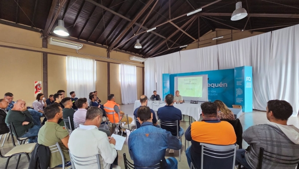 Capacitación anti derrames en Puerto Quequén