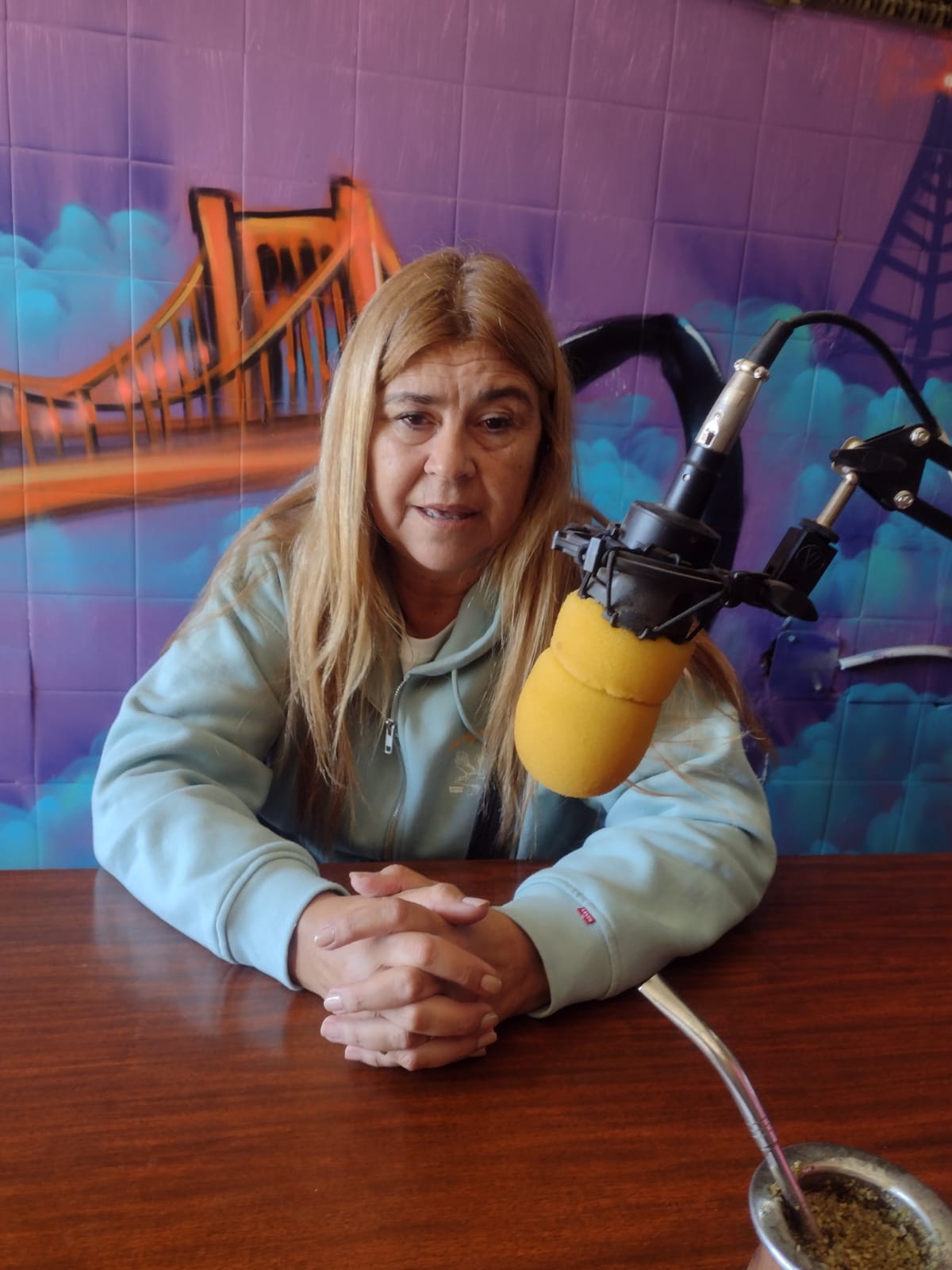 EVANGELINA ALMADA: “NO ES ÉTICO LEVANTAR LA MANO PARA APROBAR AUMENTO DE TASAS Y AL MISMO TIEMPO NO PAGARLAS”