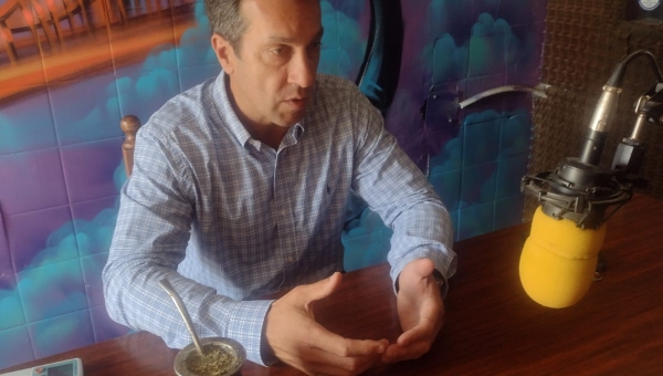 ARTURO ROJAS: “EL AÑO PASADO DESDE NUESTRO DISTRITO SE APORTARON $41000 MILLONES SÓLO EN CONCEPTO DE IVA AL GOBIERNO NACIONAL Y NO NOS ESTÁN MANDANDO NI PARA LOS FOCOS DE UNA ESQUINA”