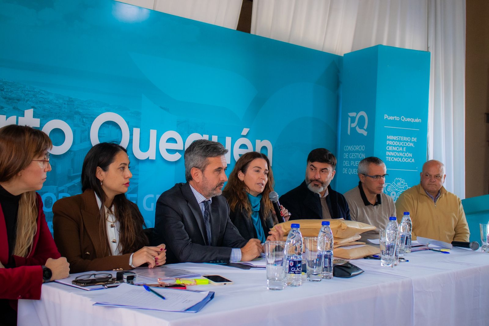 Más transparencia: Puerto Queqén hizo la apertura de los sobres de las licitaciones públicas