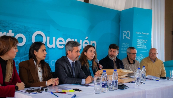 Más transparencia: Puerto Queqén hizo la apertura de los sobres de las licitaciones públicas