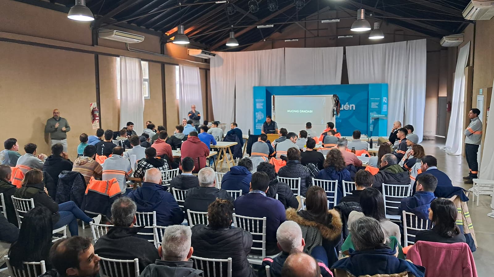 Capacitación sobre prevención del riesgo eléctrico en Puerto Quequén