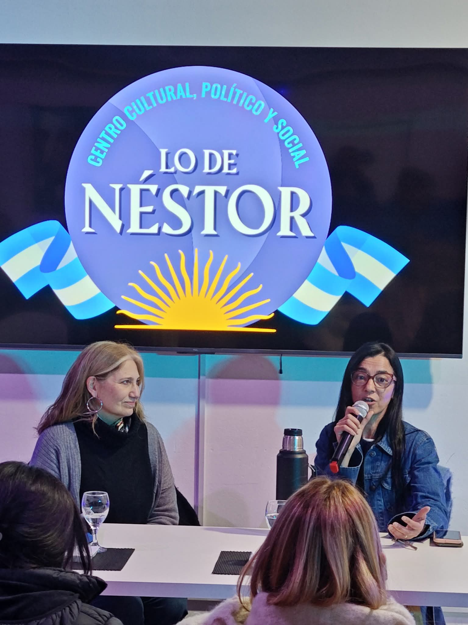 Construyendo Comunidad: Adopción y el Derecho de los Niños y Niñas a Vivir en Familia