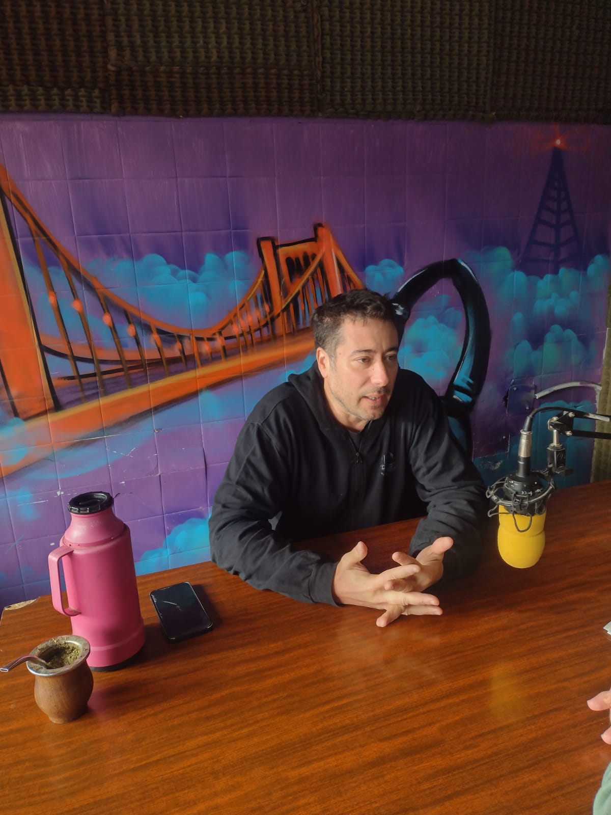 MATIAS SIERRA: “NOS FALTAN MAS Y MEJORES SERVICIOS EN TEMPORADA BAJA”