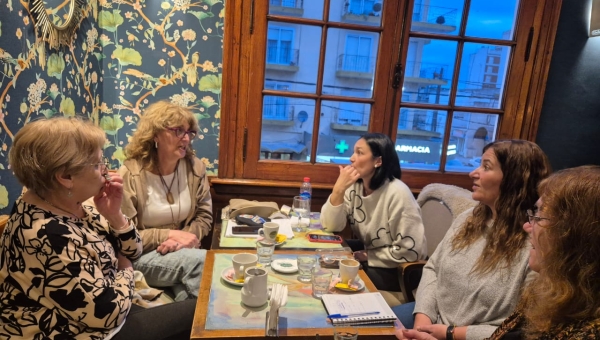 SOMOS Necochea junto a docentes municipales jubiladas: compromiso por el respeto a la ley