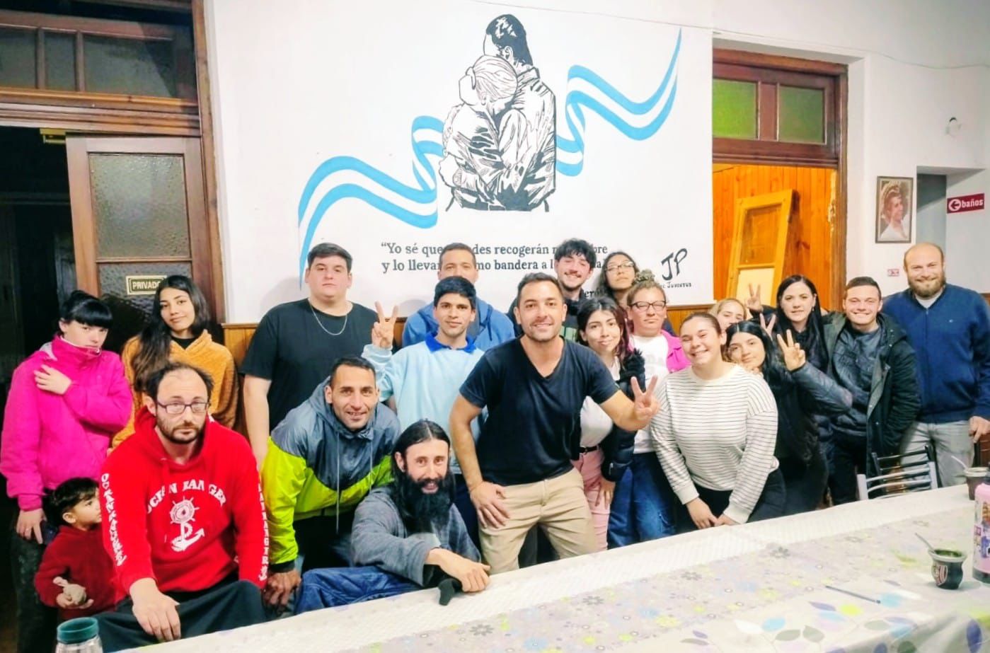 REUNION DE JUVENTUDES DE FUERZA PATRIA NECOCHEA