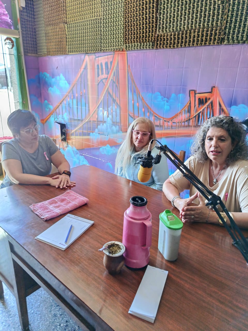 ALQUIMIA ROSA TRABAJA PARA CONCIENTIZAR, PREVENIR Y ACOMPAÑAR EN LA REHABILITACIÓN DEL  CANCER DE MAMA 