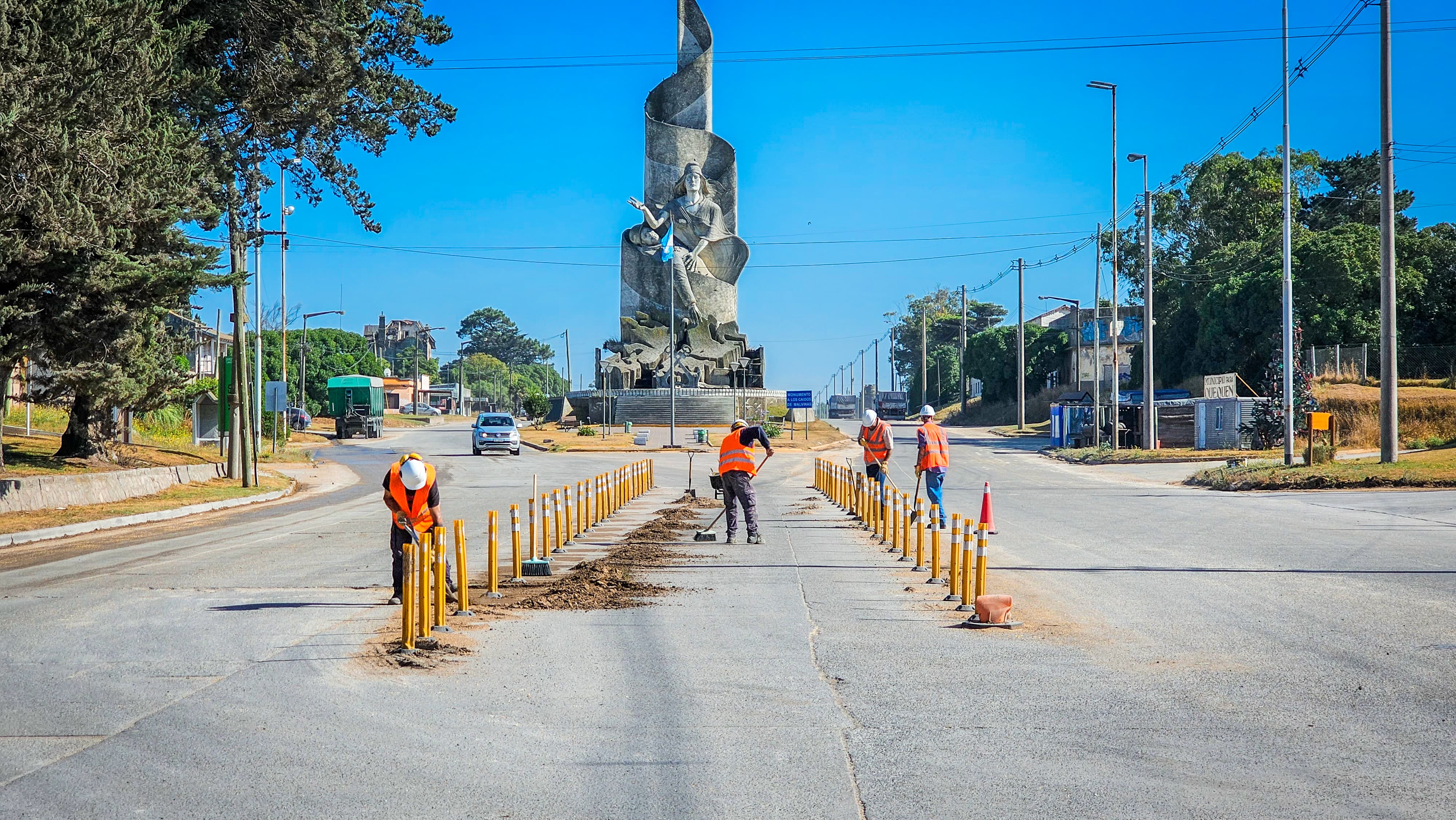PUERTO QUEQUÉN REALIZA TAREAS DE MANTENIMIENTO Y LIMPIEZA