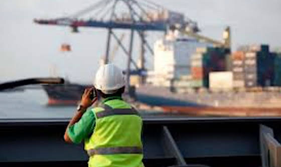 Puerto Quequén estableció la obligatoriedad de contratar serenos de buques para todas las embarcaciones