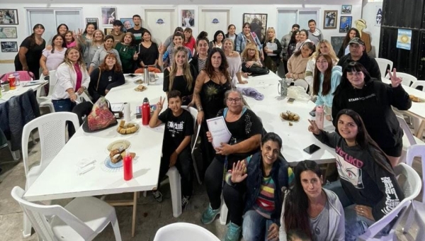 EXITOSO CURSO DE MANIPULACIÓN DE ALIMENTOS