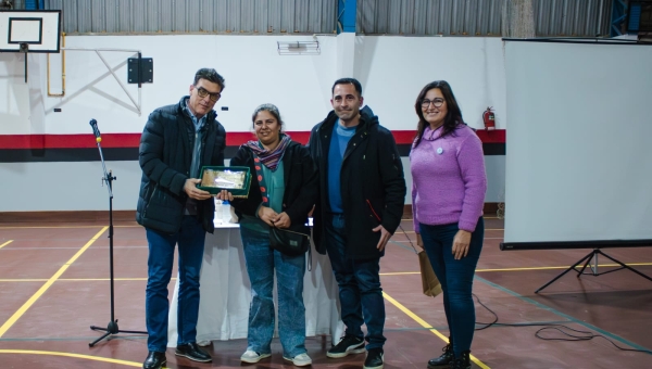 El Consorcio de Puerto Quequén colabora con la puesta en valor del gimnasio del CEF Nº 76 de Quequén