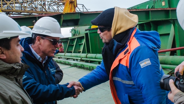 El Dr. Mariano Carrillo recorrió una de las mayores operaciones de exportación de soja en Puerto Quequén